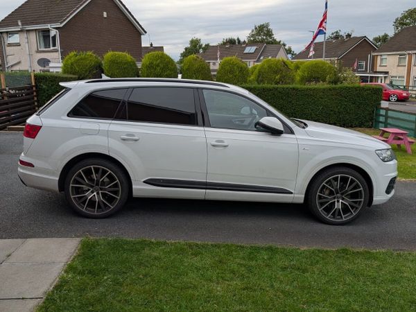 Audi Q7 SUV, Diesel Hybrid, 2019, White