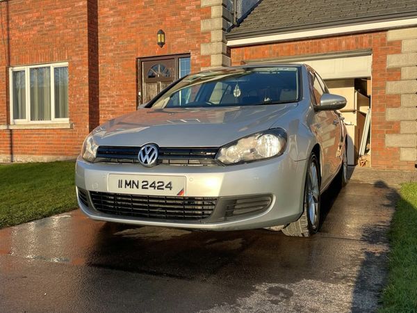 Volkswagen Golf Hatchback, Diesel, 2011, Silver