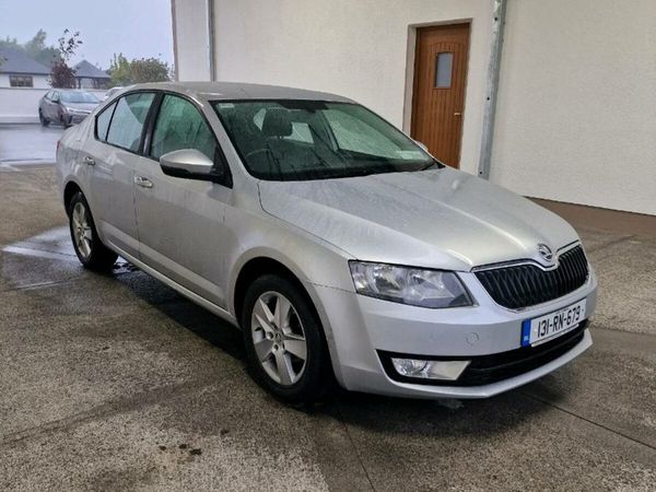 Skoda Octavia Hatchback, Diesel, 2013, Silver