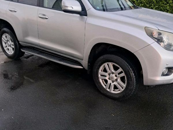 Toyota Land Cruiser SUV, Diesel, 2011, Silver