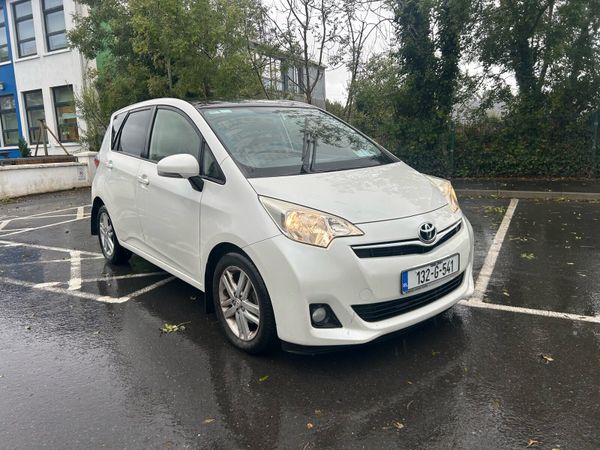 Toyota Verso-S MPV, Petrol, 2013, White