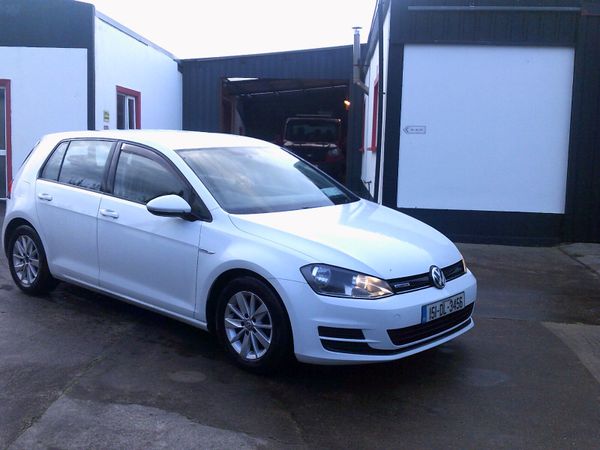 Volkswagen Golf Hatchback, Diesel, 2015, White