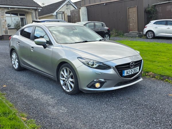 Mazda Mazda3 Saloon, Diesel, 2014, Red
