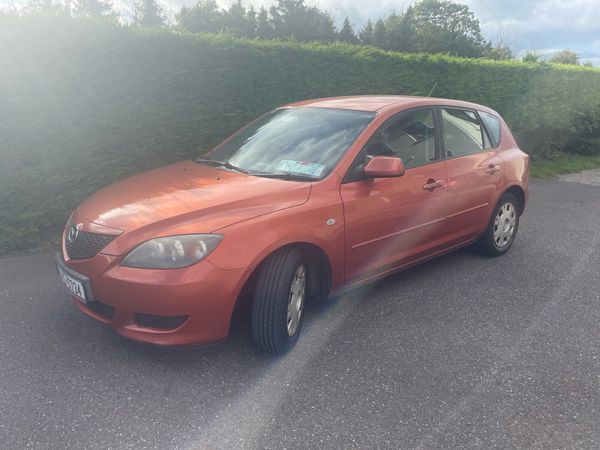 Mazda Mazda3 Hatchback, Petrol, 2004, Orange