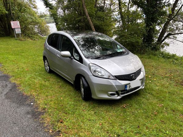 Honda Jazz Hatchback, Petrol, 2011, Grey