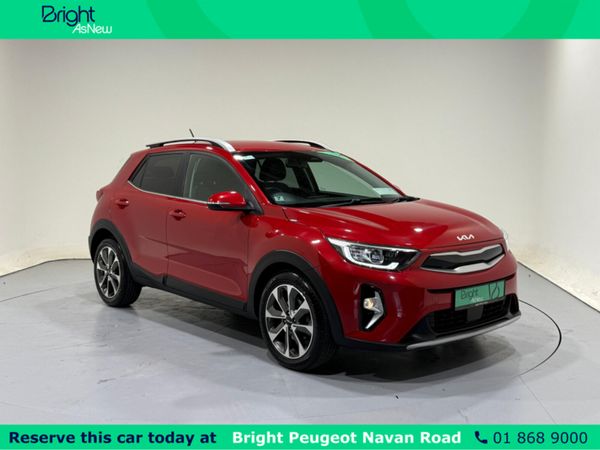 Kia Stonic MPV, Petrol Hybrid, 2022, Red