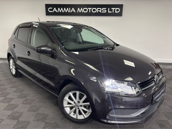 Volkswagen Polo Hatchback, Petrol, 2015, Grey