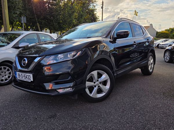 Nissan Qashqai MPV, Diesel, 2019, Black
