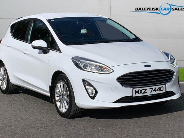 Ford Fiesta , Petrol, 2019, White