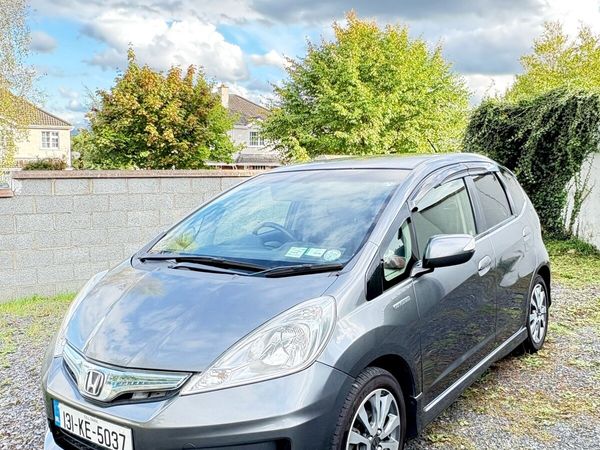 Honda Fit Hatchback, Petrol Hybrid, 2013, Grey