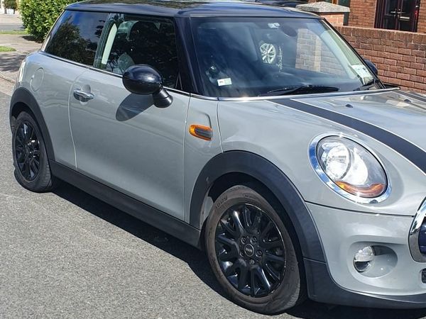 Mini Cooper Hatchback, Diesel, 2017, Grey