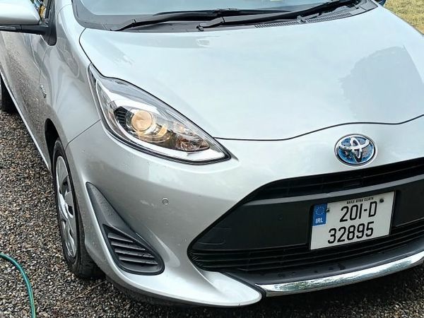 Toyota Aqua Hatchback, Petrol Hybrid, 2020, Silver