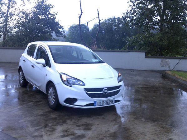 Opel Corsa Hatchback, Petrol, 2017, White
