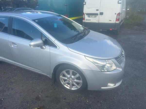 Toyota Avensis Estate, Diesel, 2009, Silver
