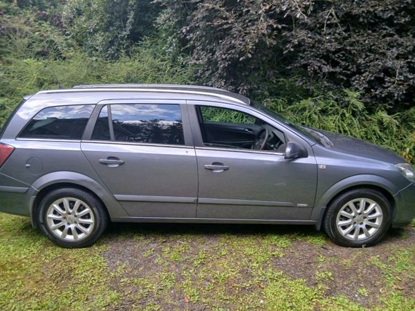 Opel Astra Estate, Petrol, 2006, Grey