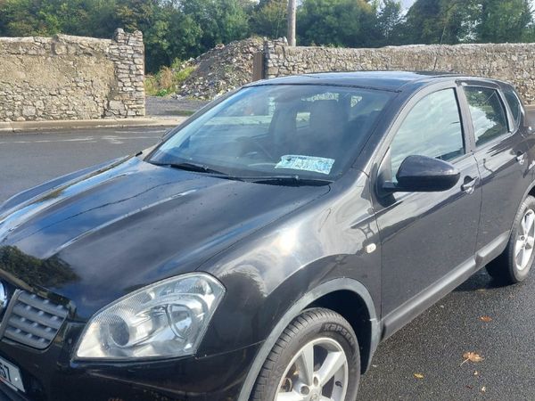 Nissan Qashqai Hatchback, Diesel, 2010, Black