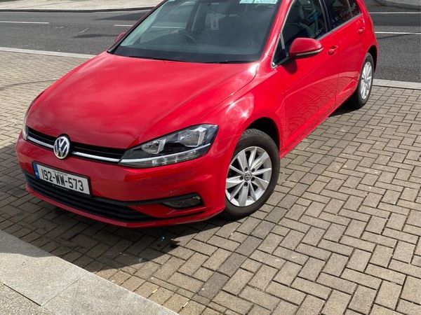 Volkswagen Golf Estate, Petrol, 2019, Red