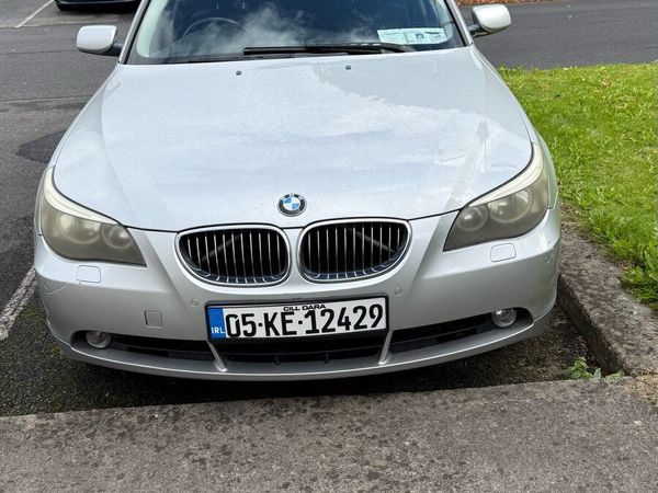 BMW 5-Series Estate, Petrol, 2005, Silver