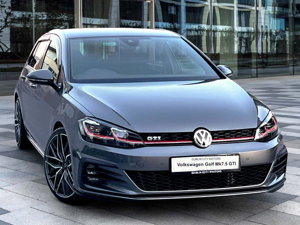 Volkswagen Golf Hatchback, Petrol, 2018, Grey