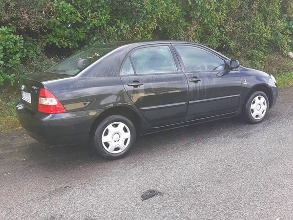 Toyota Corolla Saloon, Petrol, 2004, Black