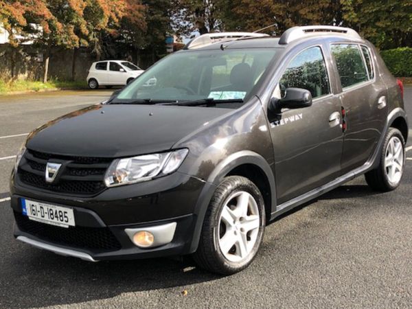 Dacia Sandero Stepway Hatchback, Diesel, 2016, Black