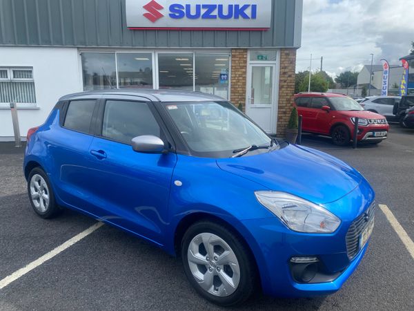 Suzuki Swift Hatchback, Petrol, 2019, Blue