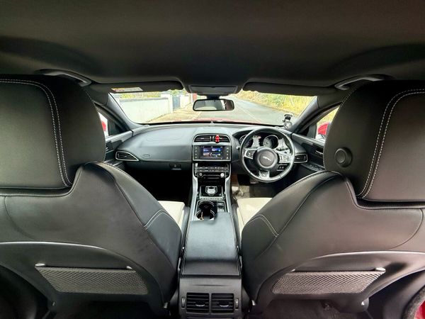 Jaguar XE Saloon, Diesel, 2015, Red