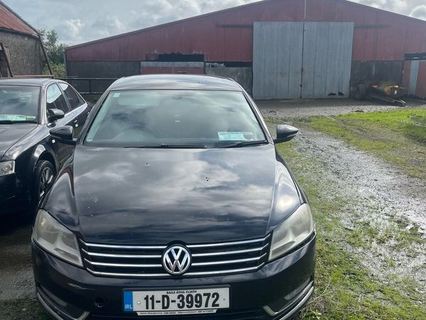 Volkswagen Passat Saloon, Diesel, 2011, Black