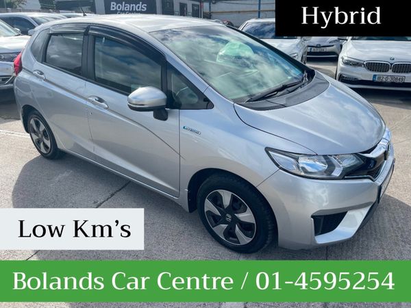 Honda Fit Hatchback, Petrol Hybrid, 2016, Silver