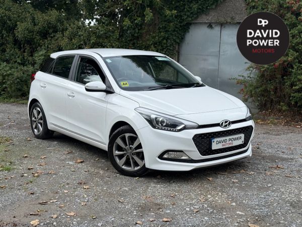 Hyundai i20 Hatchback, Petrol, 2018, White