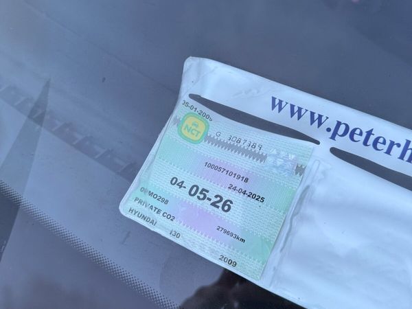 Hyundai i30 Hatchback, Petrol, 2009, Silver