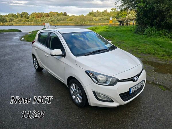 Hyundai i20 Hatchback, Diesel, 2013, White