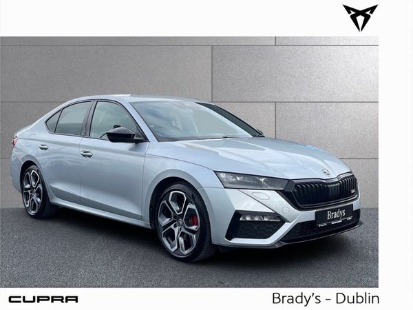 Skoda Octavia Saloon, Diesel, 2024, Grey