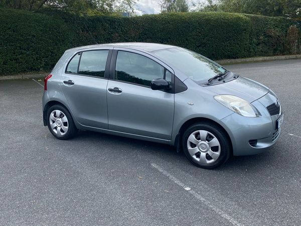 Toyota Yaris Hatchback, Petrol, 2008, Silver