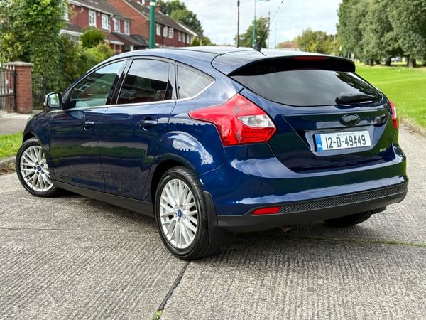Ford Focus Hatchback, Diesel, 2012, Black