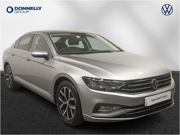 Volkswagen Passat Saloon, Diesel, 2020, Silver
