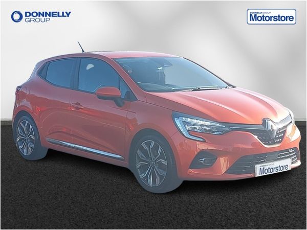 Renault Clio Hatchback, Petrol, 2020, Gold