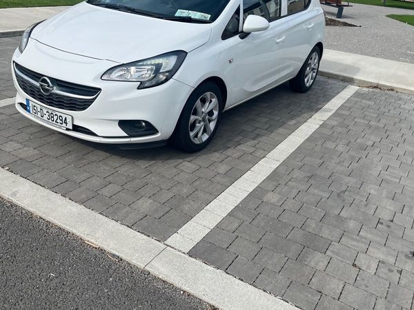 Opel Corsa Hatchback, Petrol, 2015, White
