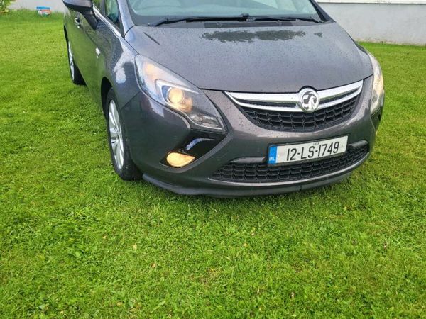 Vauxhall Zafira MPV, Diesel, 2012, Grey