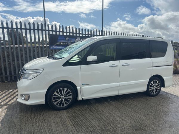 Nissan Serena MPV, Petrol, 2015, White