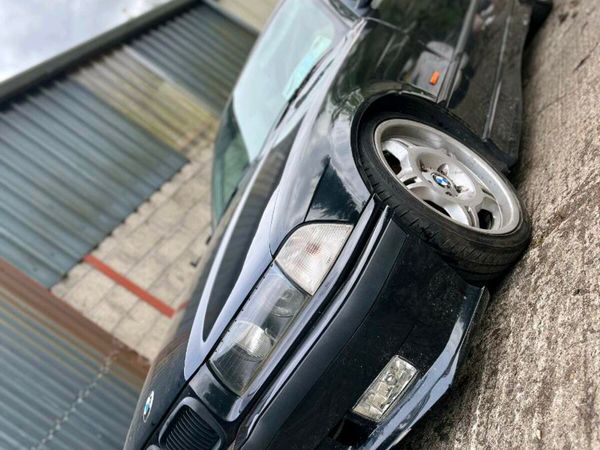 Mercedes-Benz 220 Saloon, Diesel, 2014, Black