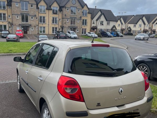 Renault Clio Hatchback, Petrol, 2007, Yellow