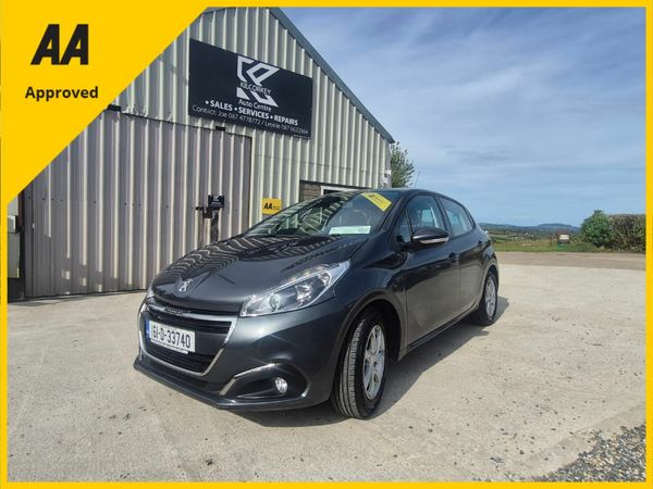 Peugeot 208 Hatchback, Petrol, 2016, Grey