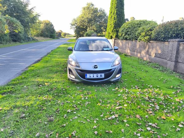 Mazda Mazda3 Hatchback, Diesel, 2010, Grey