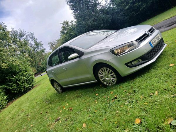 Volkswagen Polo Hatchback, Diesel, 2010, Silver