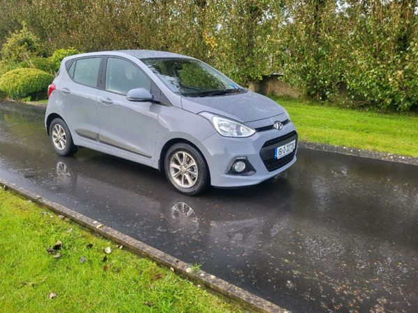 Hyundai i10 Hatchback, Petrol, 2015, Grey