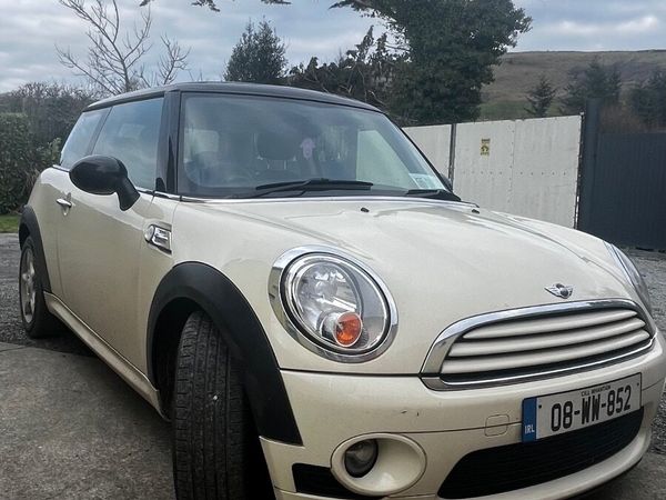 Mini Cooper Hatchback, Diesel, 2008, White