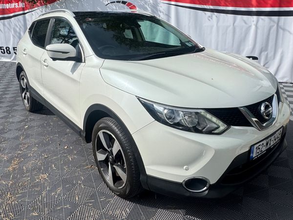 Nissan Qashqai Hatchback, Diesel, 2015, White