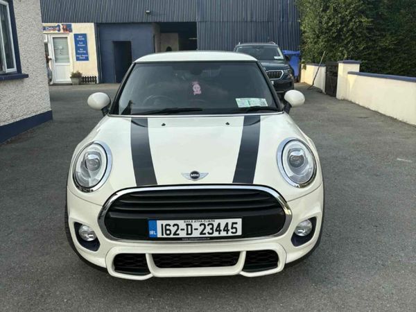 Mini Cooper Hatchback, Diesel, 2016, White