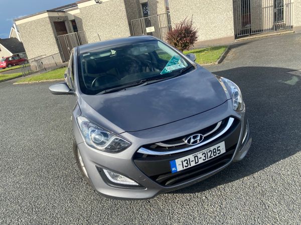 Hyundai i30 Hatchback, Diesel, 2013, Grey